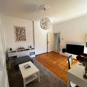 https://ferienwohnung-am-schlosspark-charlottenburg.find-berlin-hotels.com