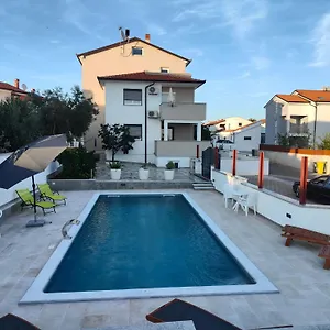 https://apartments-ivana-rovinjsko-selo.in-istria.net